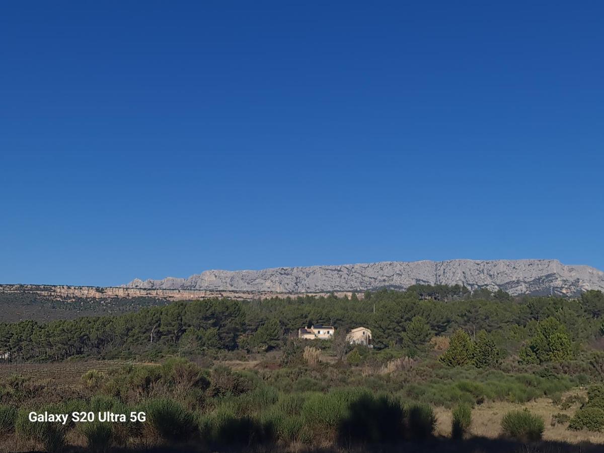 Mas Gabelys Superbe Vue Sainte Victoire Jardin Terrasse Et Piscine Διαμέρισμα Trets Εξωτερικό φωτογραφία